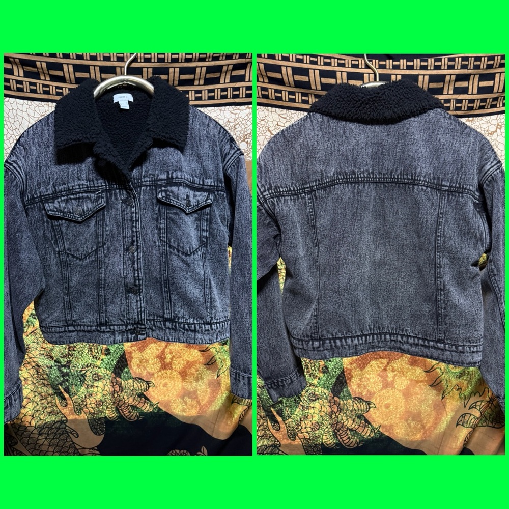 Forever 21 Black dark gray Jean Jacket with Sherpa fleece lining medium